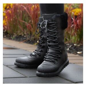 Royal Canadian Leather & shearling high boots 8.5 Like-new